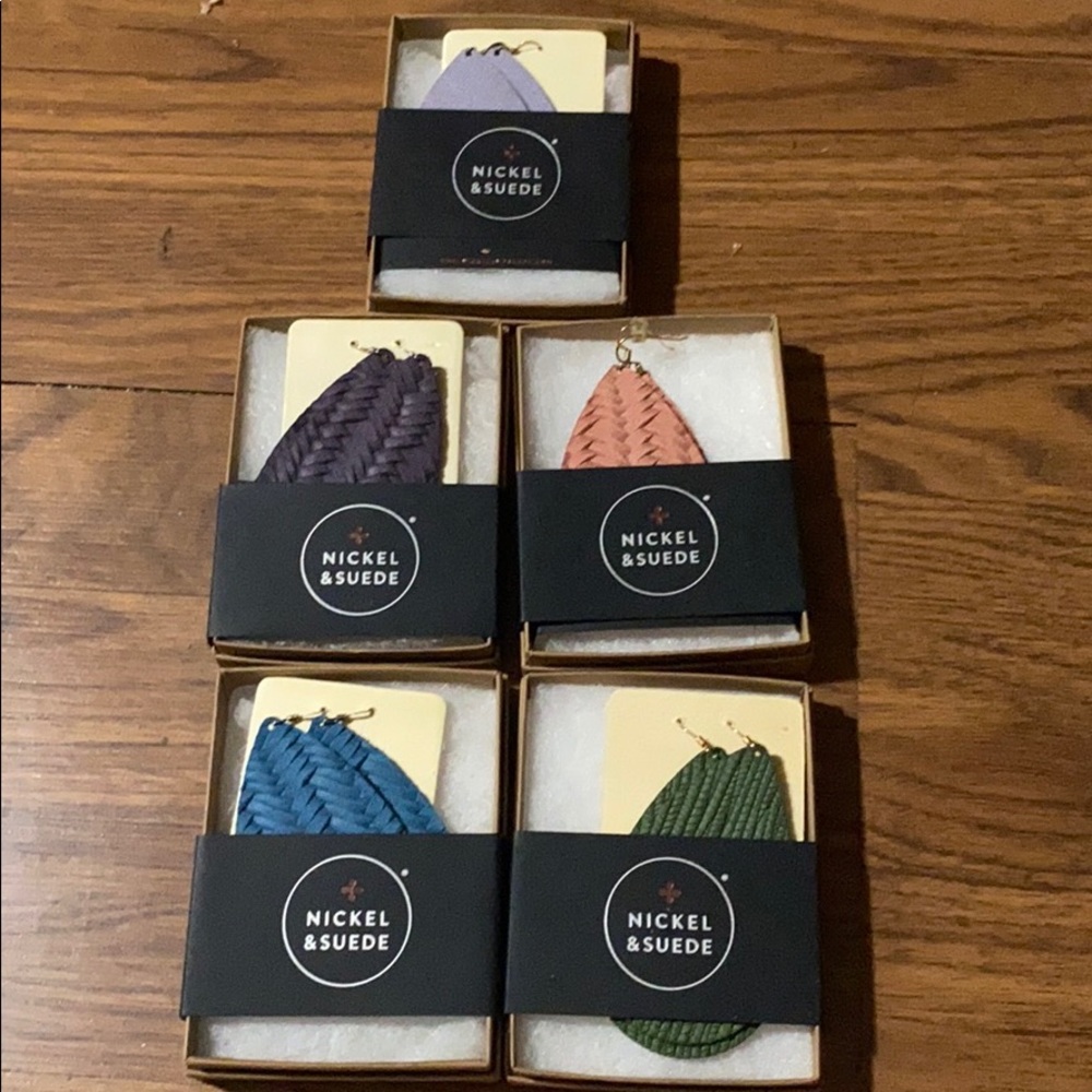 4 Pairs of NS earrings